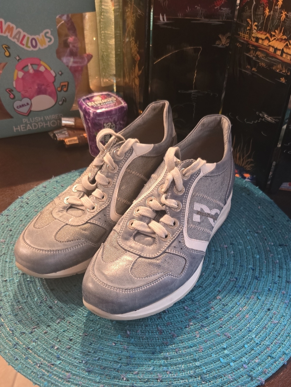 Nero Giardini Women's Gray Lace-Up Athletic Sneakers